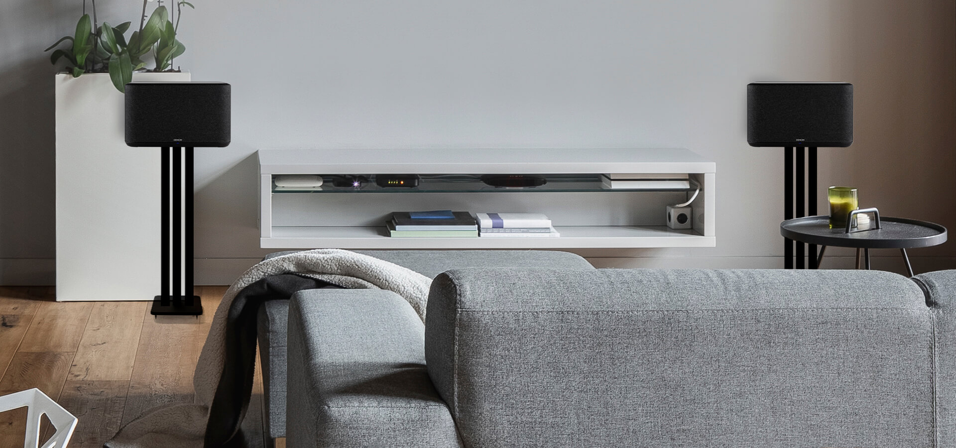 FULL STEREO WITH A SMALL FOOTPRINT