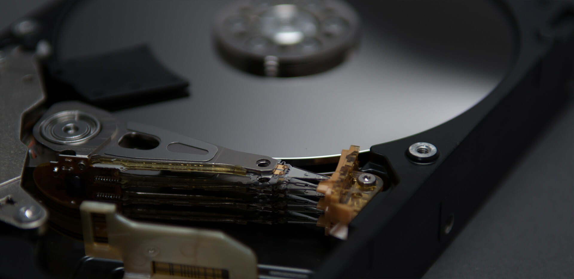 CAPTURE EVERY FRAME, ANALYSE EVERY DETAIL