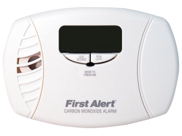 First Alert Carbon Monoxide Plug-In Alarm with Battery Backup & Digital Display