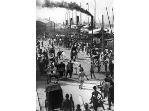 China Shanghai C1900 Na Crowded Dock Scene In The Kiangsu Province Of Shanghai China Poster Print by (18 x 24) China Shanghai C1900 Na Crowded Dock Scene In The Kiangsu Province Of Shanghai China Poster Print by (18 x 24)