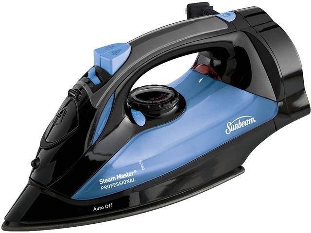 Sunbeam GCSBSM-423-000 Steam Master Iron with Retractable Cord, Black & Blue Black & Blue