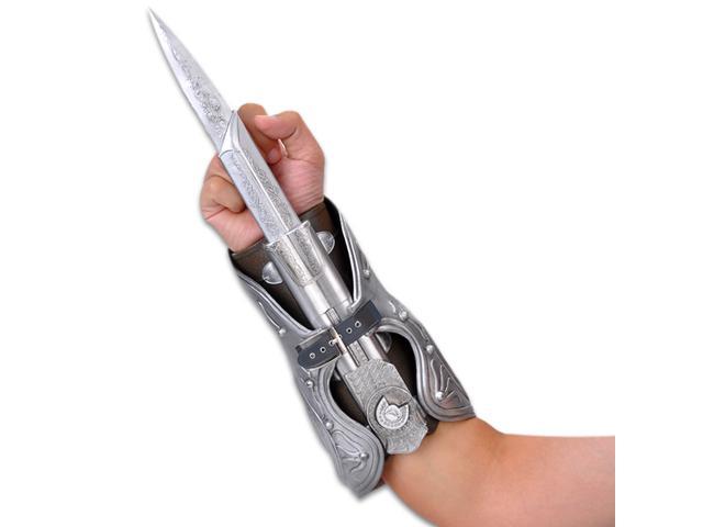 ezio hidden blade toy