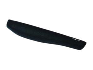 Fellowes PlushTouch Wrist Rest with FoamFusion Technology - Black Fellowes PlushTouch Wrist Rest with FoamFusion Technology - Black