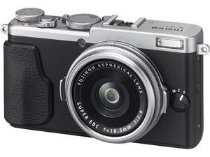 FUJIFILM X70 Silver 16.3 MP Digital Camera FUJIFILM X70 Silver 16.3 MP Digital Camera