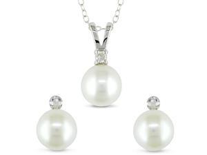 Silver FW Pearl and 1/10ct TDW Diamond Jewelry Set (I-J, I2-I3) (8-8.5 mm) Silver FW Pearl and 1/10ct TDW Diamond Jewelry Set (I-J, I2-I3) (8-8.5 mm)