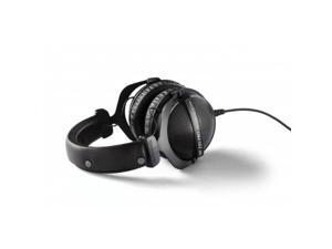 Beyerdynamic DT 770 PRO 32-Ohm Over-Ear Headphones (Black) Beyerdynamic DT 770 PRO 32-Ohm Over-Ear Headphones (Black)