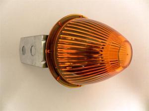 AutoSmart 2" BEEHIVE CLEARANCE / SIDE MARKER LIGHT AMBER KL-10110A AutoSmart 2" BEEHIVE CLEARANCE / SIDE MARKER LIGHT AMBER KL-10110A
