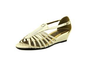 Soft Style by Hush P Eleni Women US 7.5 White Wedge Sandal Soft Style by Hush P Eleni Women US 7.5 White Wedge Sandal