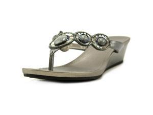 Bandolino Briah Women US 5 Silver Thong Sandal Bandolino Briah Women US 5 Silver Thong Sandal
