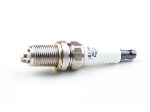 Briggs & Stratton 496018 Spark Plug For OHV Engines 5066K, RC14YC Briggs & Stratton 496018 Spark Plug For OHV Engines 5066K, RC14YC