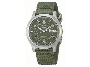 Seiko Men's SNK805 Seiko 5 Automatic Stainless Steel Watch with Green Canvas Strap Seiko Men's SNK805 Seiko 5 Automatic Stainless Steel Watch with Green Canvas Strap