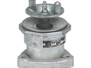 Lincoln Lubrication 816 Wheel Bearing Packer Bench Mount 5/8 To 1 1/2 I.D. Lincoln Lubrication 816 Wheel Bearing Packer Bench Mount 5/8 To 1 1/2 I.D.