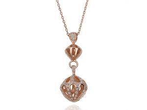 18K Rose Gold Plated SWAROVSKI ELEMENTS Crystal Pendant Necklace 18K Rose Gold Plated SWAROVSKI ELEMENTS Crystal Pendant Necklace