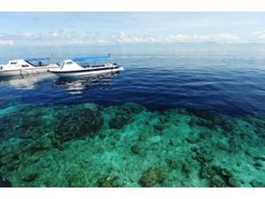 Diving Boat, Sipadan, Semporna Archipelago, Borneo, Malaysia Poster Print by Anthony Asael (36 x 24) Diving Boat, Sipadan, Semporna Archipelago, Borneo, Malaysia Poster Print by Anthony Asael (36 x 24)