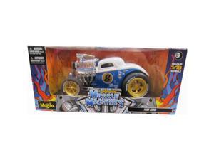 Muscle Machine 1:18 Scale Vehicle - 1933 Ford Muscle Machine 1:18 Scale Vehicle - 1933 Ford