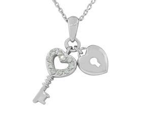 925 Sterling Silver White Heart Padlock Pendant Necklace with Chain 925 Sterling Silver White Heart Padlock Pendant Necklace with Chain
