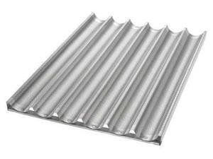 CHICAGO METALLIC 49036 Baguette/French Bread Pan, 6 Moulds CHICAGO METALLIC 49036 Baguette/French Bread Pan, 6 Moulds