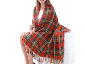 Fashion Women's Autumn and Winter Soft and Warm Fringed Classic Plaid Scarf Fashion Women's Autumn and Winter Soft and Warm Fringed Classic Plaid Scarf