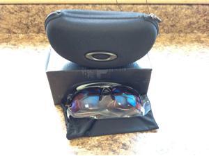 Oakley Flak Jacket Black Frame / G30 Iridium lens 26-239 Sunglasses New In Box Oakley Flak Jacket Black Frame / G30 Iridium lens 26-239 Sunglasses New In Box