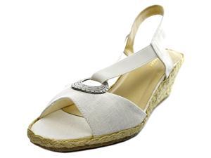 Beacon Fiesta Women US 6 N/S White Slingback Sandal Beacon Fiesta Women US 6 N/S White Slingback Sandal