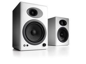 Audioengine A5+ Premium Powered Bookshelf Speakers - Pair (White) Audioengine A5+ Premium Powered Bookshelf Speakers - Pair (White)