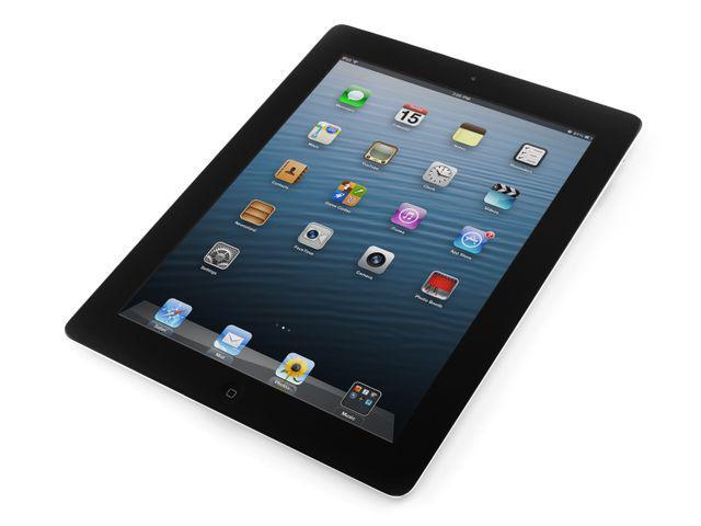 Refurbished: Apple iPad 2 MC769LL/A Tablet Black iOS 8.4, 16GB, WiFi, Bluetooth w/ Trident Protective Case