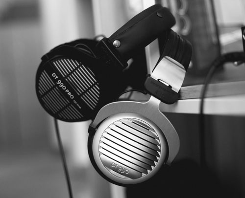 Studio headphones for mixing and mastering (open)