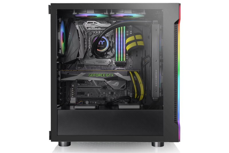 left view of Thermaltake H200 TG RGB showing the inside system