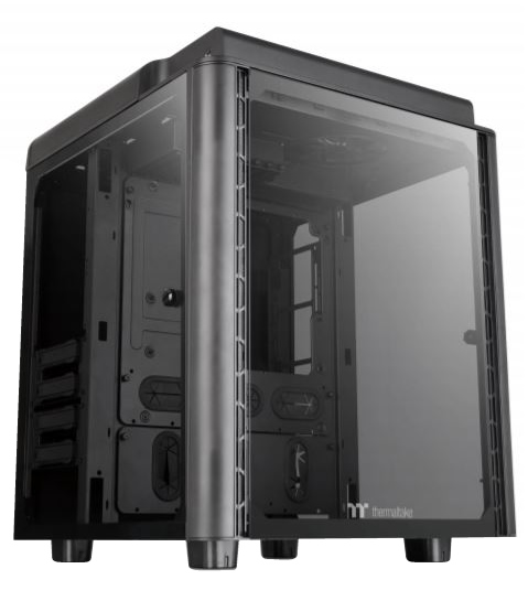 Thermaltake Level 20 HT Full Tower Chassis facing forward
