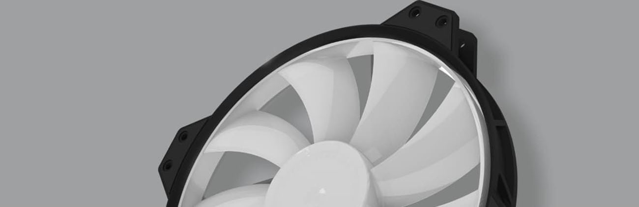 Cooler Master MF200R with white fan blades