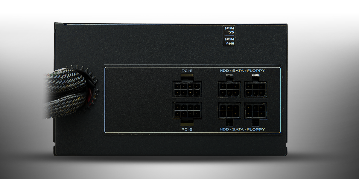 Glacier 1,000-Watt power supply's ports