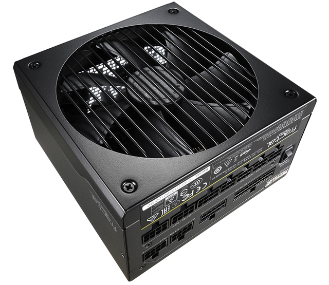CUSTOM-TAILORED FAN on top of the Fractal Design Power Supply
