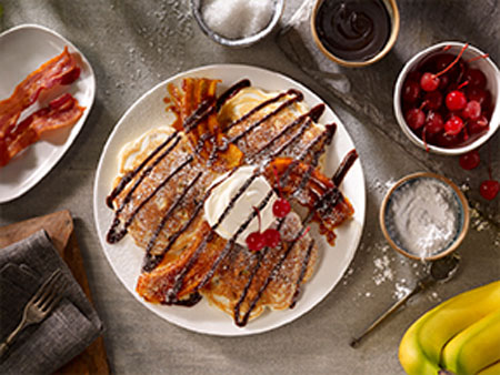 a dessert crepe meal of Maggiano