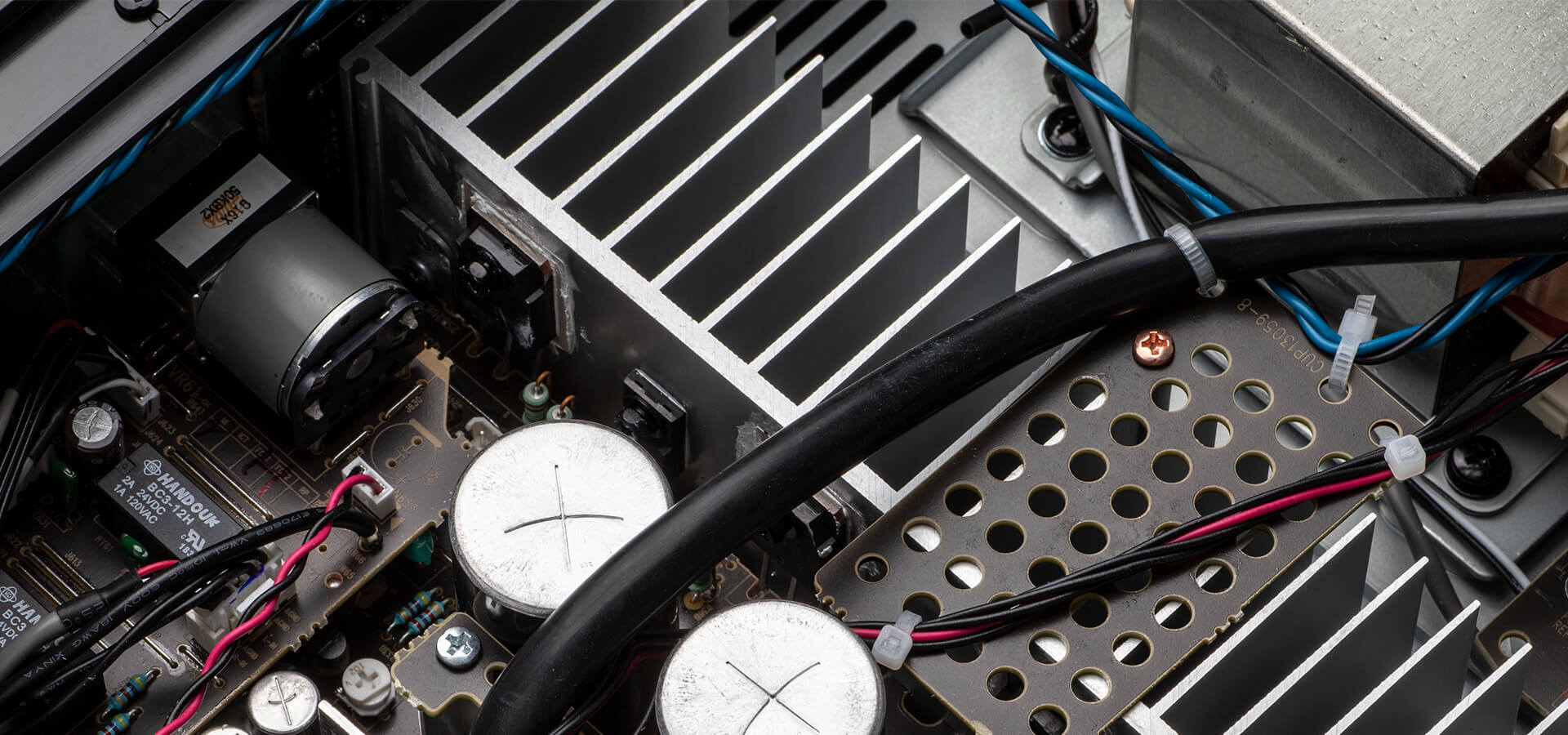 Denon PMA600NE Integrated Amplifier with 70W Power per Channel and