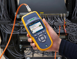 Fluke Networks LinkRunner LRAT-1000 Network Testing Device - Newegg.com