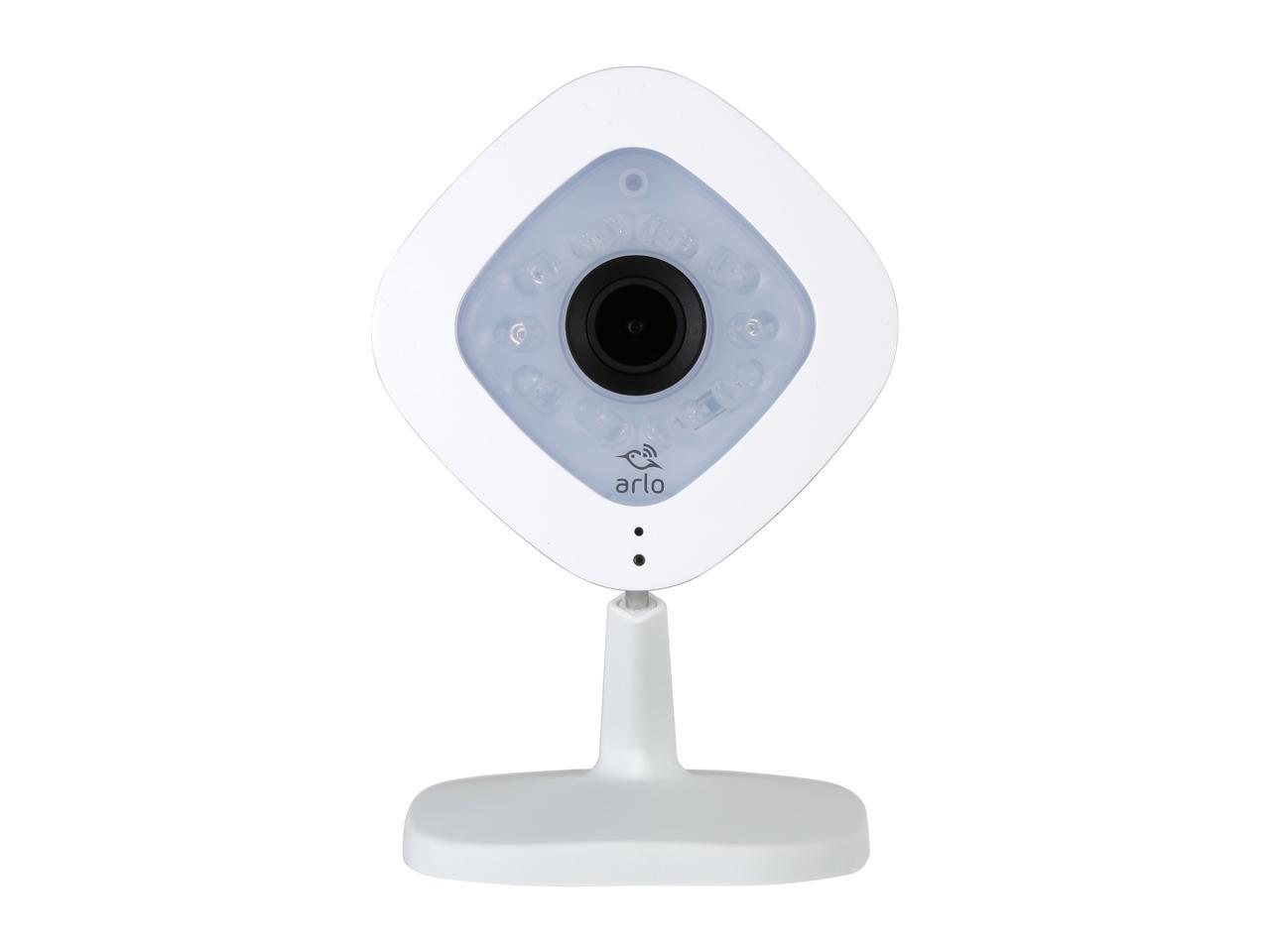 NETGEAR Arlo Smart Home Security Camera System 4 HD, 100 WireFree