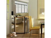 Richell Také One Touch Bamboo Pet Gate With Latched gate handle