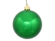 Shiny Green UV Resistant Commercial Drilled Shatterproof Christmas Ball Ornament 2.75 70mm