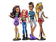 MONSTER HIGH A PACK OF TROUBLE 4 DOLL SET