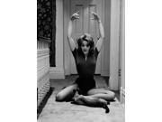 Jane Fonda sitting in a hallway with a cat Photo Print (8 x 10) Jane Fonda sitting in a hallway with a cat Photo Print (8 x 10)