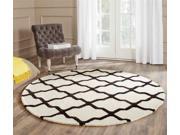 Rug in Ivory and Black