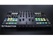 Native Instruments Traktor Kontrol S8 All In One DJ Controller
