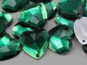 20mm Green Emerald CH18 Heart Flat Back Sew On Beads for Crafts 25 Pieces