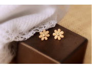 Simple Women s Glossy Flower Earrings Fashion Awesome Zinc Alloy Gold Plate Ear Cuff for Party Holiday