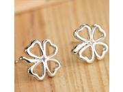 Fashion Retro Woman Stud Earrings Trendy Zinc Alloy Silver Plated Hollow Clover Plant Earring for Party