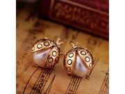 Fashion Retro Women Stud Earring Trendy Beetles Carving Pattern Pearl Alloy Gold Plated Earrings for Gifts