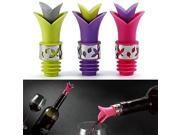 Creative 2 in 1 Lily Flower Shaped Silicone Wine Pourer Bottle Stopper Random Delivery