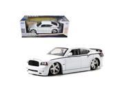 Jada 96582w 2006 Dodge Charger SRT8 Hemi Lopro White 1 18 Diecast Model Car