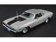 1970 Dodge Challenger R T Hemi 426 A4 Poly Silver Limited Edition to 300pcs 1 24 Diecast Model Car by Acme