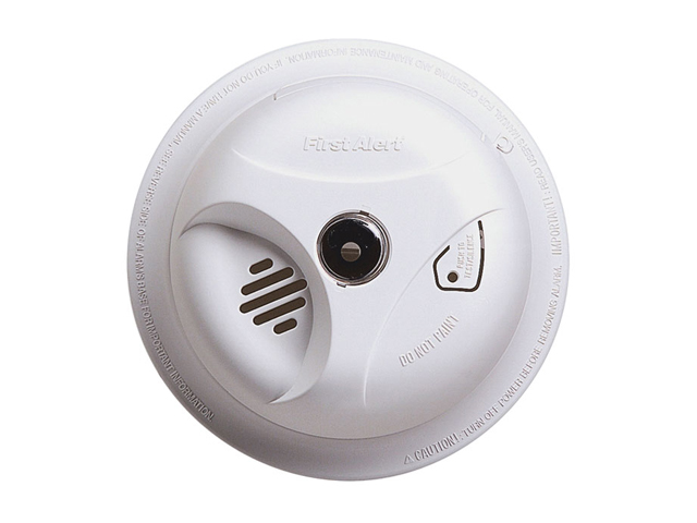 First Alert SA304CN3 Escape Light Smoke Alarm